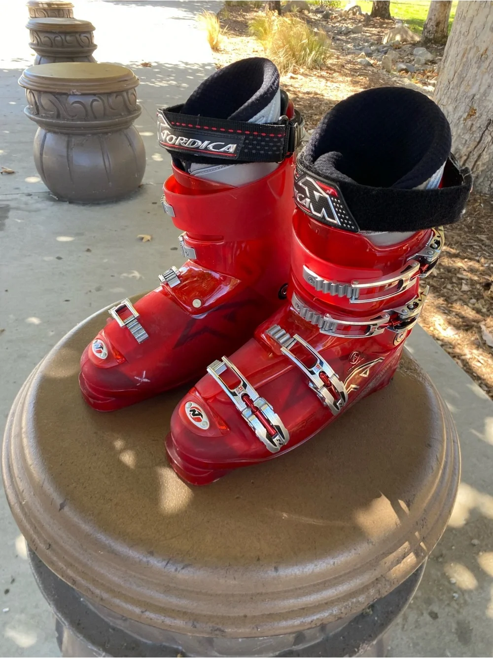 Nordica comfortable youth